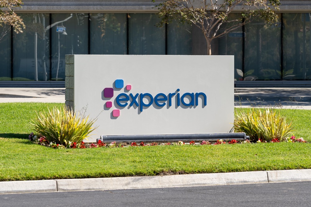 Experian and HSBC jump to highest rank in CCLA’s 2023 Corporate Mental Health Benchmark
