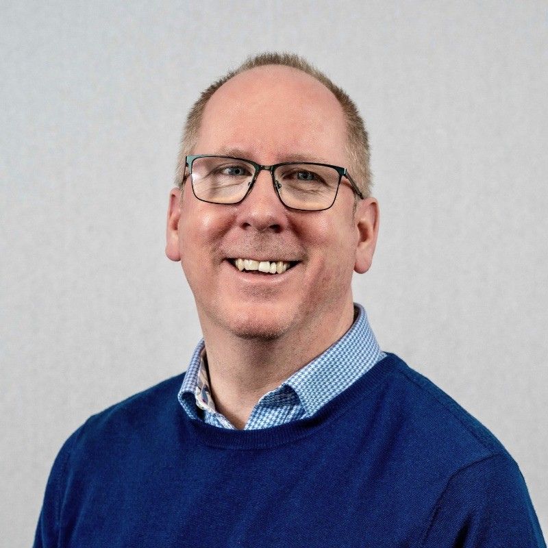 Dr David Roomes